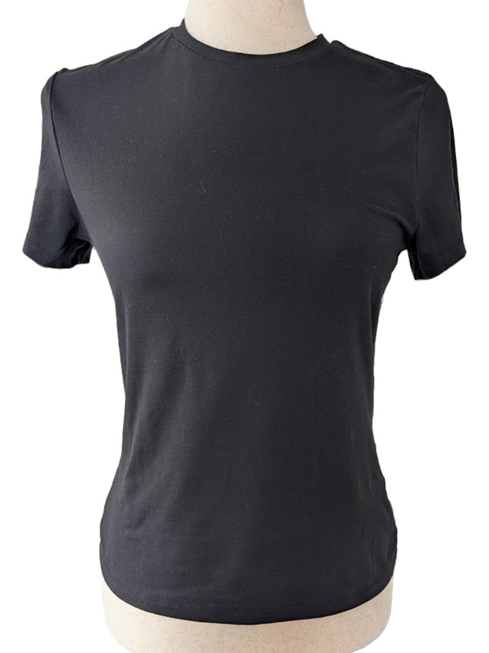 H&M Divided Black Basic Fitted Tee
